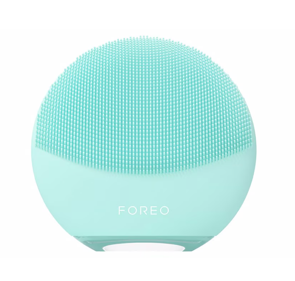 FOREO LUNA™ 4 Mini Facial Cleansing Device